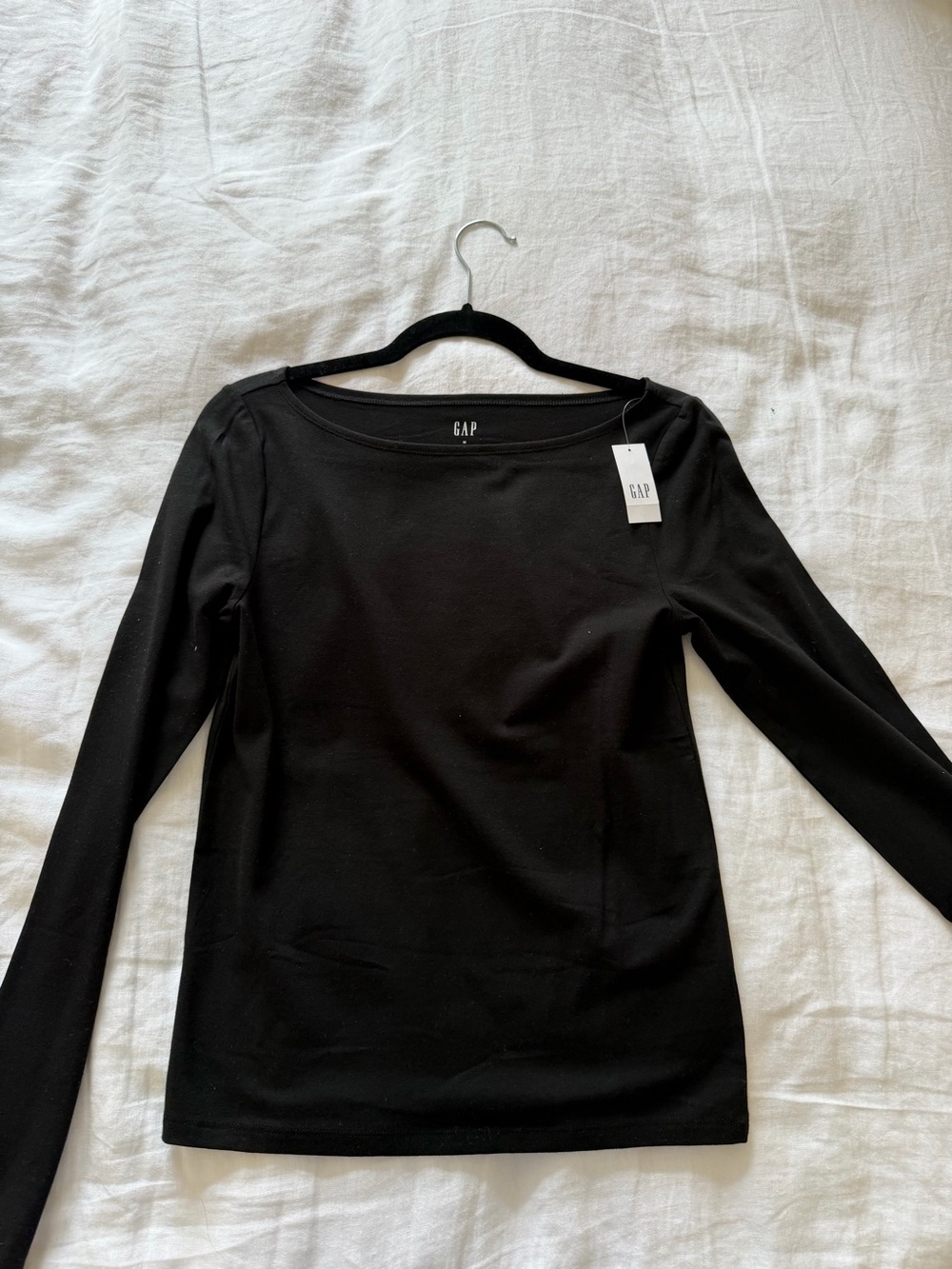 GAP Women's Black Long-Sleeve Boatneck Tee